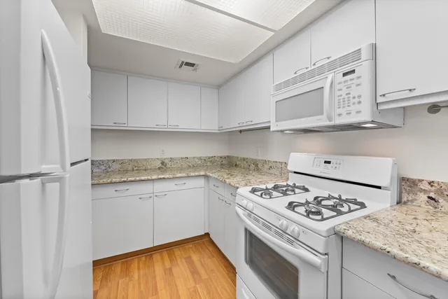 $309,000 | 35200 Cathedral Canyon Drive, Unit D33, Cathedral City, CA 92234