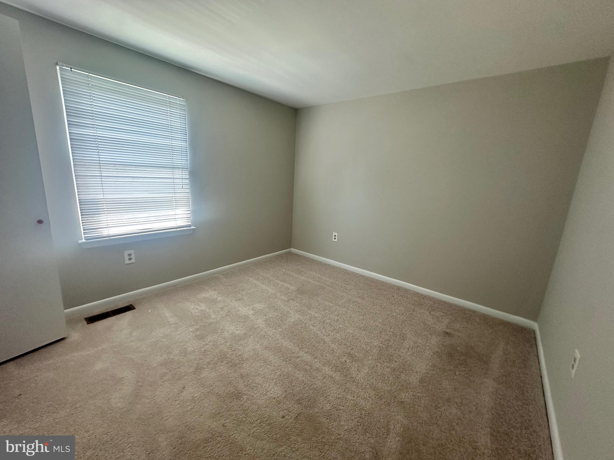 9705 Glen Avenue Silver Spring, MD 20910 - Photo 17 of 43