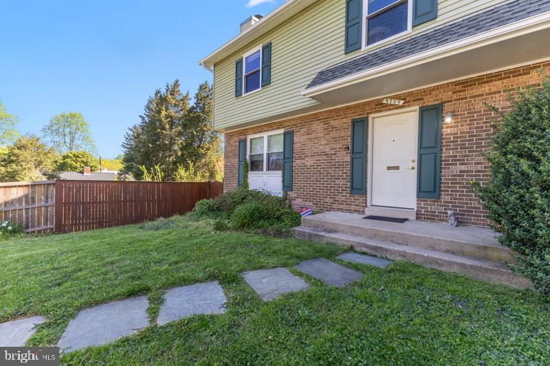 9705 Glen Avenue Silver Spring, MD 20910 - Photo 26 of 43