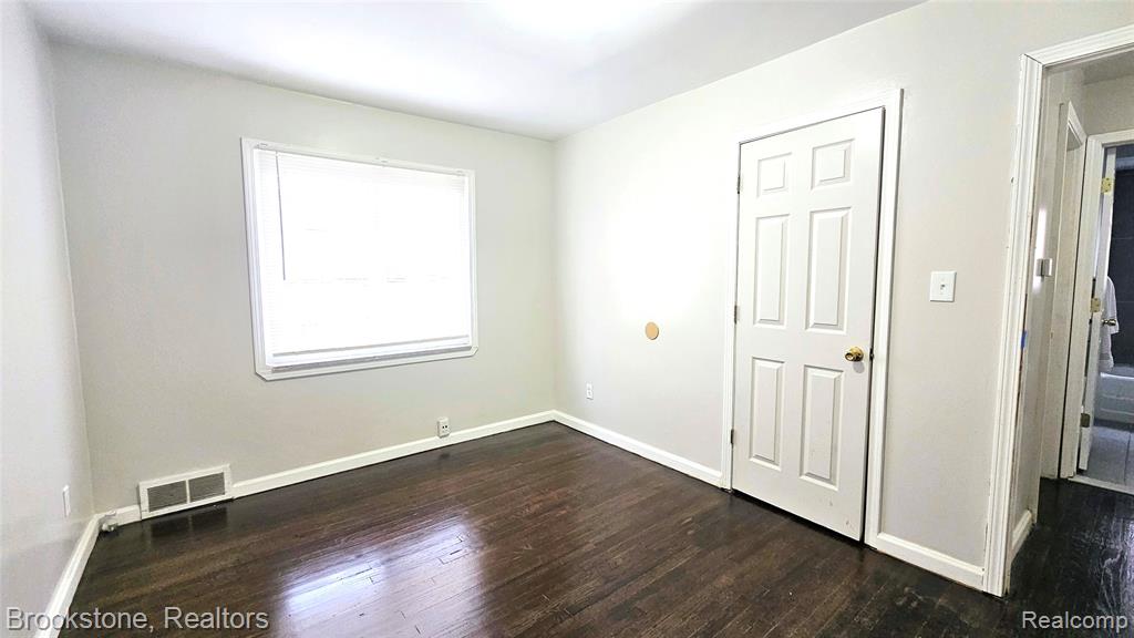 5205 Cadieux Road Detroit, MI 48224 - Photo 15 of 34 Gallery Image 15