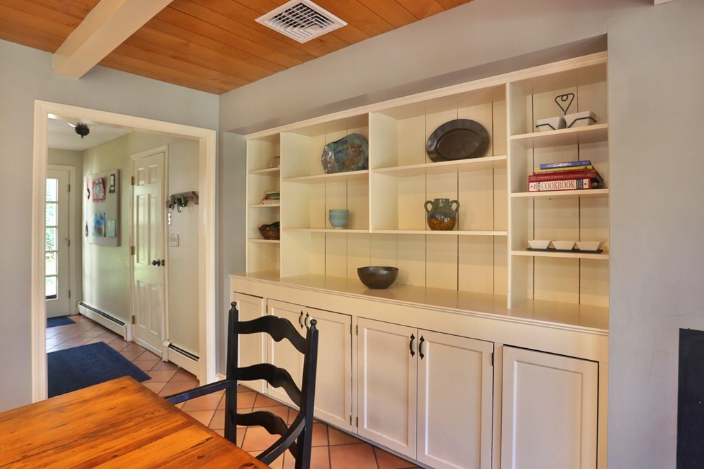7 Sheffield Road Boxford, MA 01921 - Photo 4 of 28