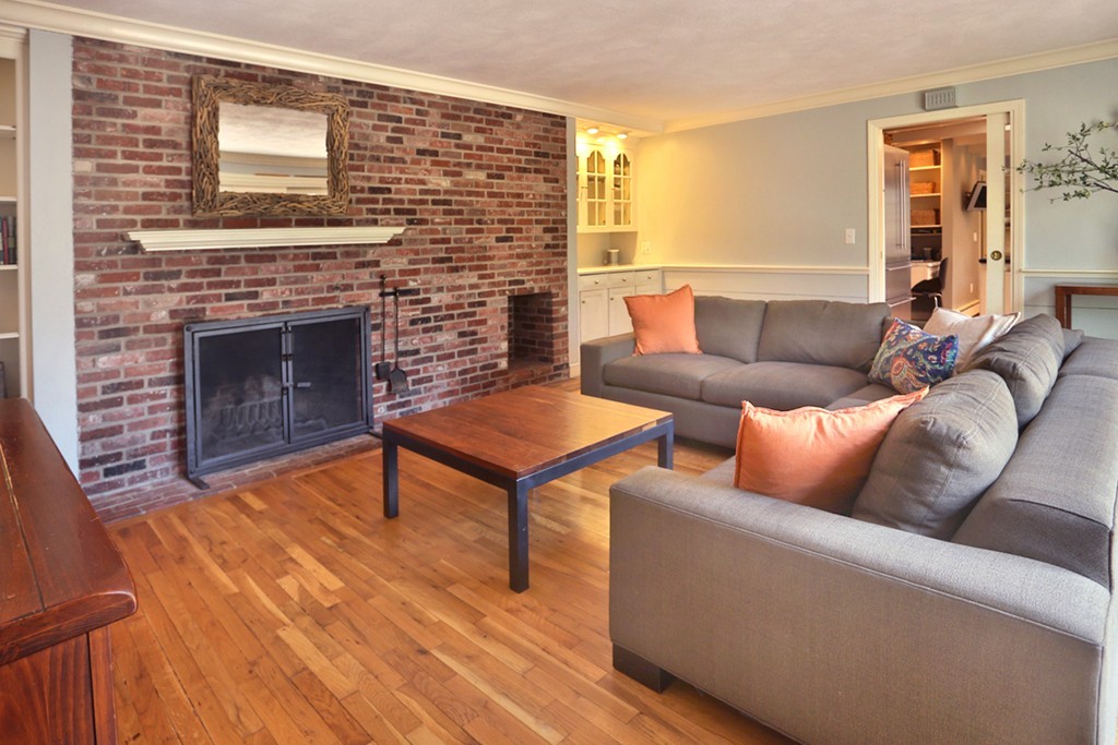 7 Sheffield Road Boxford, MA 01921 - Photo 6 of 28