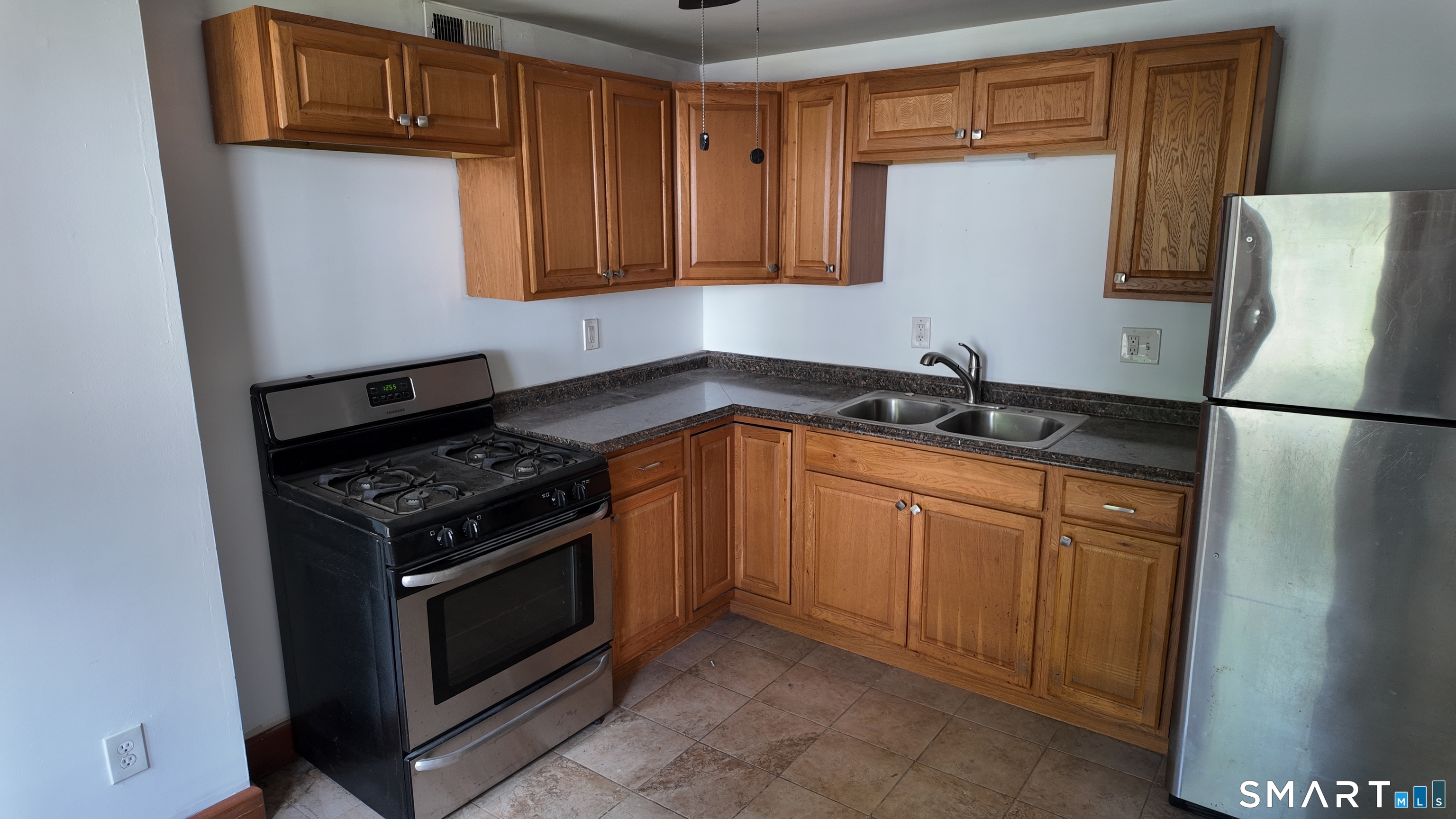 1-3 Hull Street, Unit 3A Shelton, CT 06484 - Photo 3 of 7