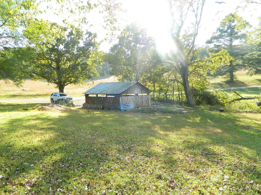 1180 Bennetts Road Huntingdon, TN 38344 - Photo 3 of 19 a view of yard with green space