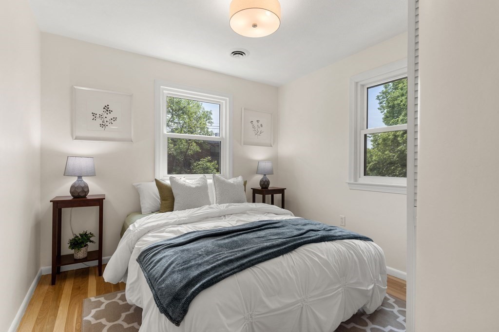 3 Kent Square Brookline, MA 02446 - Photo 11 of 26 Gallery Image 11