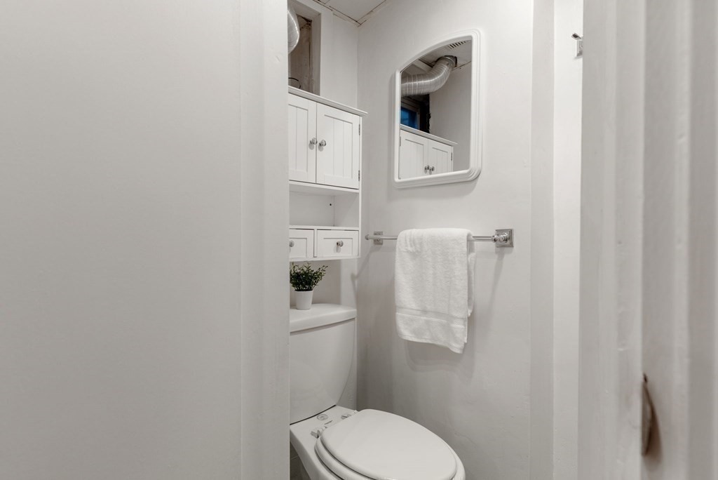 3 Kent Square Brookline, MA 02446 - Photo 18 of 26 Gallery Image 18