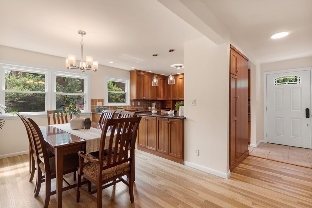 3 Kent Square Brookline, MA 02446 - Photo 6 of 26 Gallery Image 6