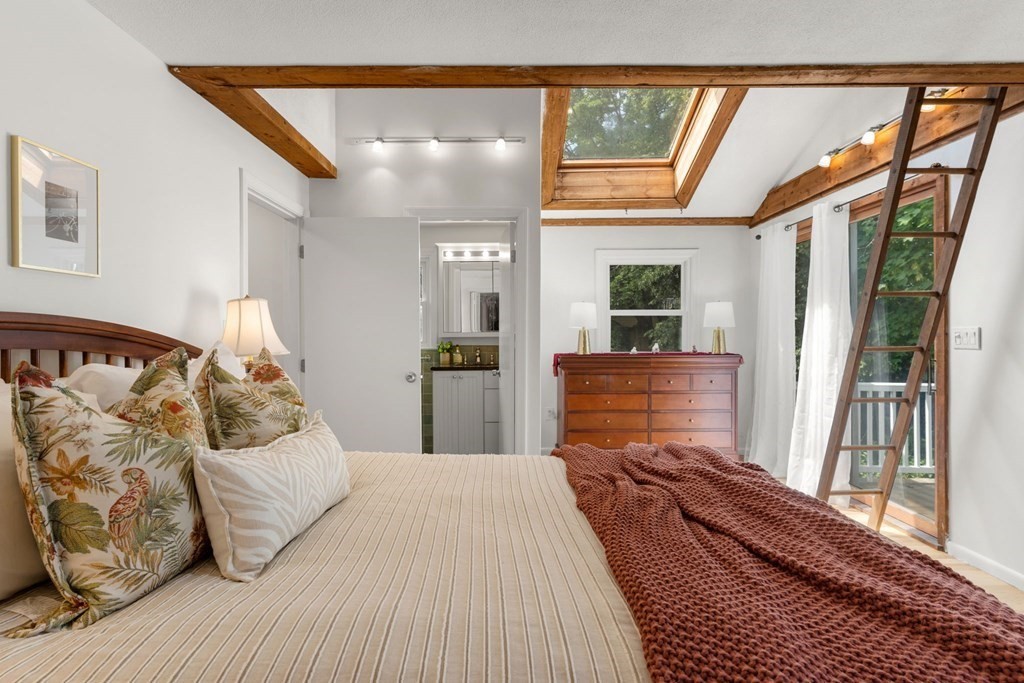 3 Kent Square Brookline, MA 02446 - Photo 8 of 26 Gallery Image 8