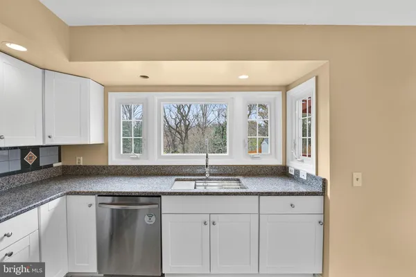 $800,000 | 11208 Minstrel Tune Drive, Germantown, MD 20876