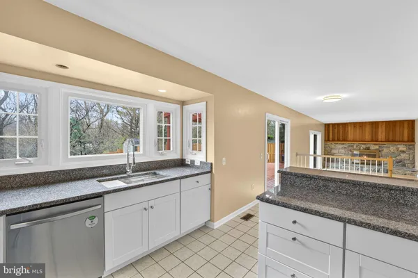 $800,000 | 11208 Minstrel Tune Drive, Germantown, MD 20876