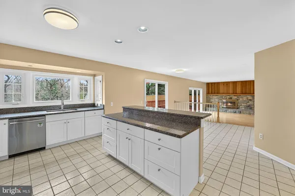 $800,000 | 11208 Minstrel Tune Drive, Germantown, MD 20876