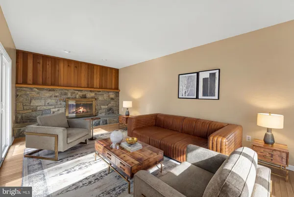 $800,000 | 11208 Minstrel Tune Drive, Germantown, MD 20876