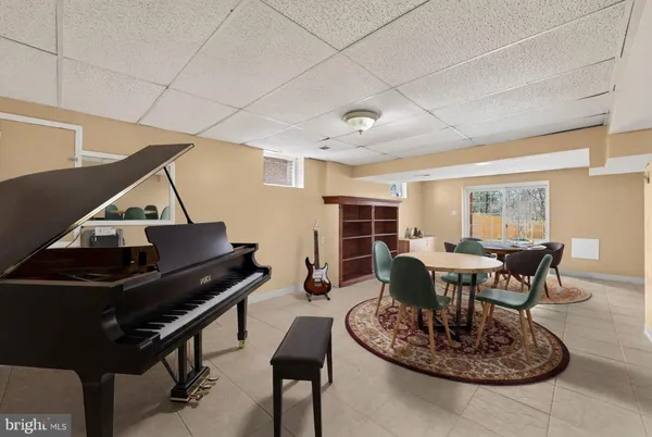 $800,000 | 11208 Minstrel Tune Drive, Germantown, MD 20876