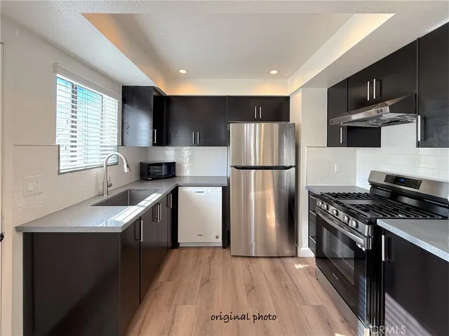 $3,300 | 141 North Parkwood Avenue, Unit 1, Pasadena, CA 91107