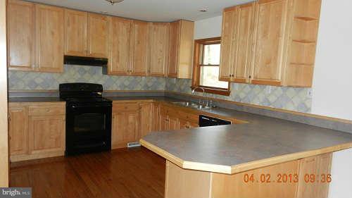 2045 Neal Road Pylesville, MD 21132 - Photo 3 of 10 Kitchen