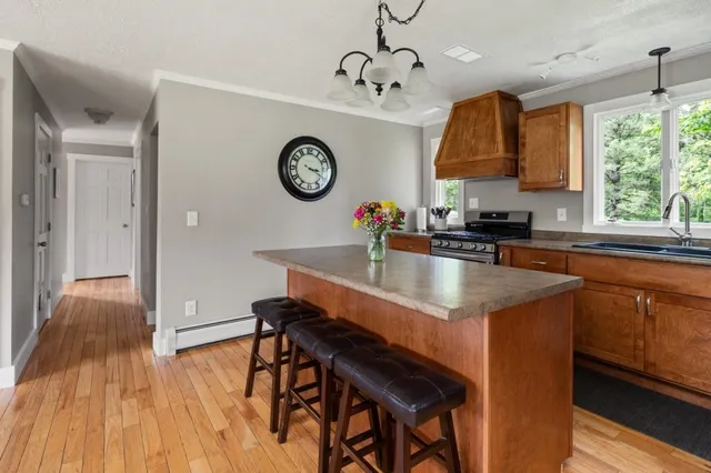 $415,000 | 1756 Us Route 2, Waterbury, VT 05676