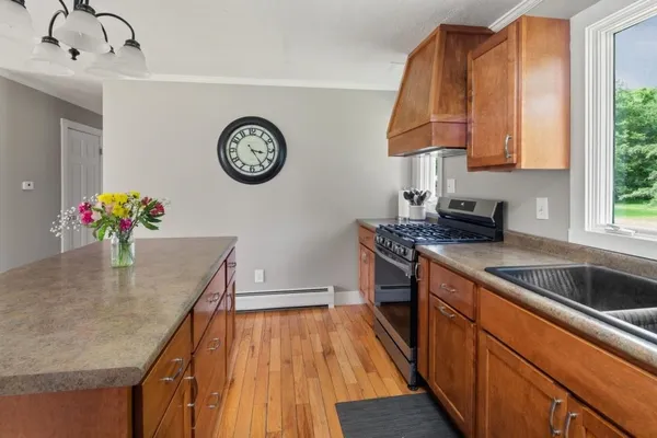 $415,000 | 1756 Us Route 2, Waterbury, VT 05676