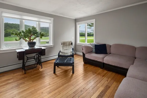 $415,000 | 1756 Us Route 2, Waterbury, VT 05676