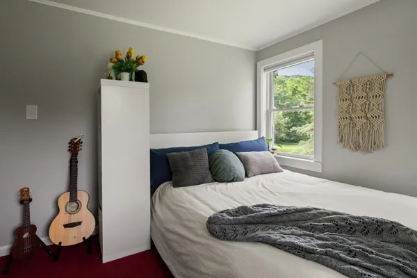 $415,000 | 1756 Us Route 2, Waterbury, VT 05676