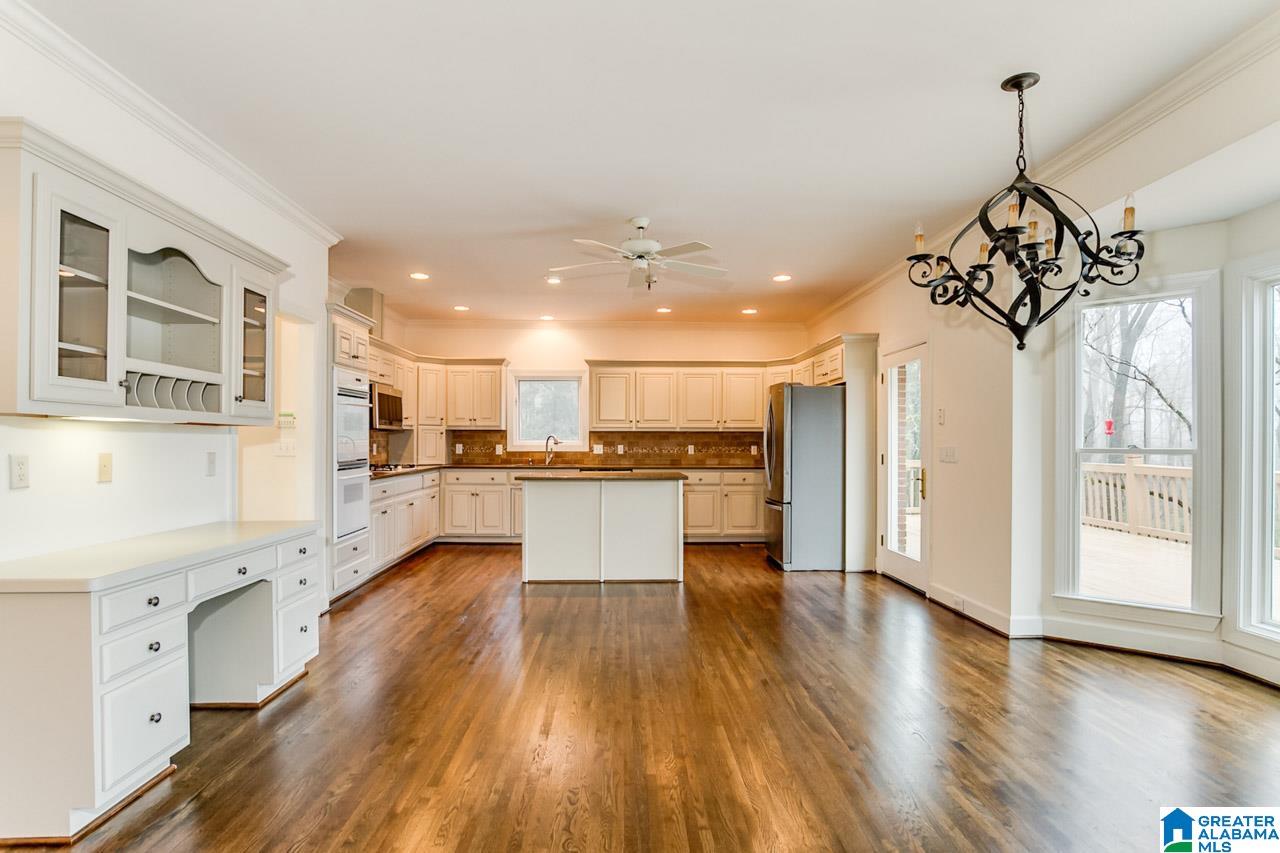 2660 Dolly Ridge Road Birmingham, AL 35243 - Photo 15 of 37
