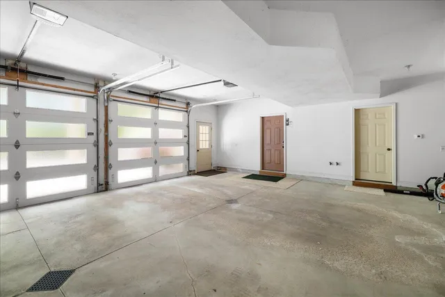 $1,250,000 | 4679 Forest Ridge Drive, Holland, MI 49423