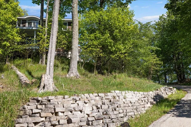 $1,250,000 | 4679 Forest Ridge Drive, Holland, MI 49423