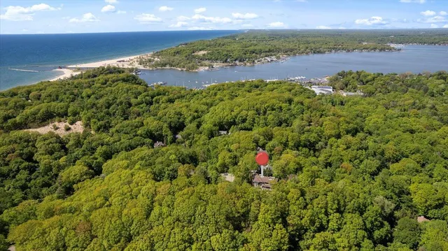 $1,250,000 | 4679 Forest Ridge Drive, Holland, MI 49423