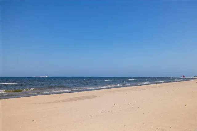 $1,250,000 | 4679 Forest Ridge Drive, Holland, MI 49423