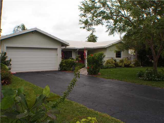 4901 Northwest 3rd Avenue Boca Raton, FL 33431 - Photo 2 of 12 Exterior Front