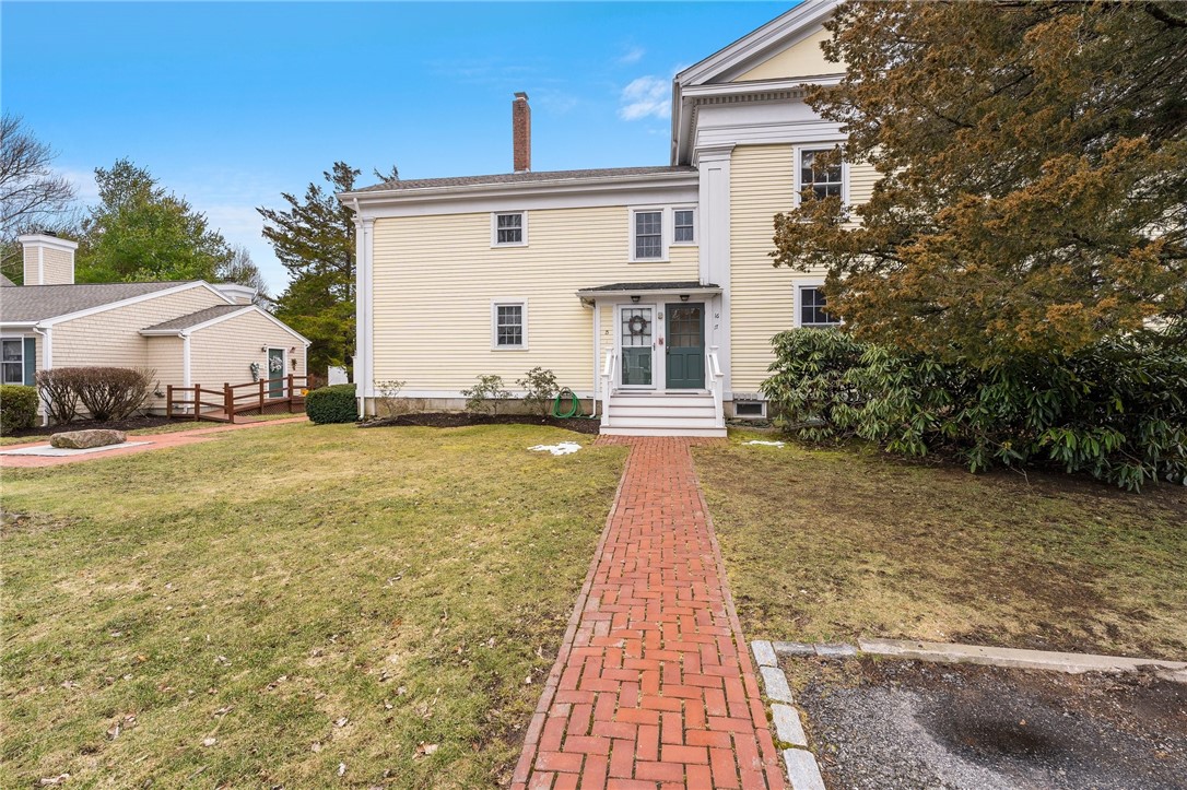 153 High Street, Unit 15 Westerly, RI 02891 - Photo 3 of 28