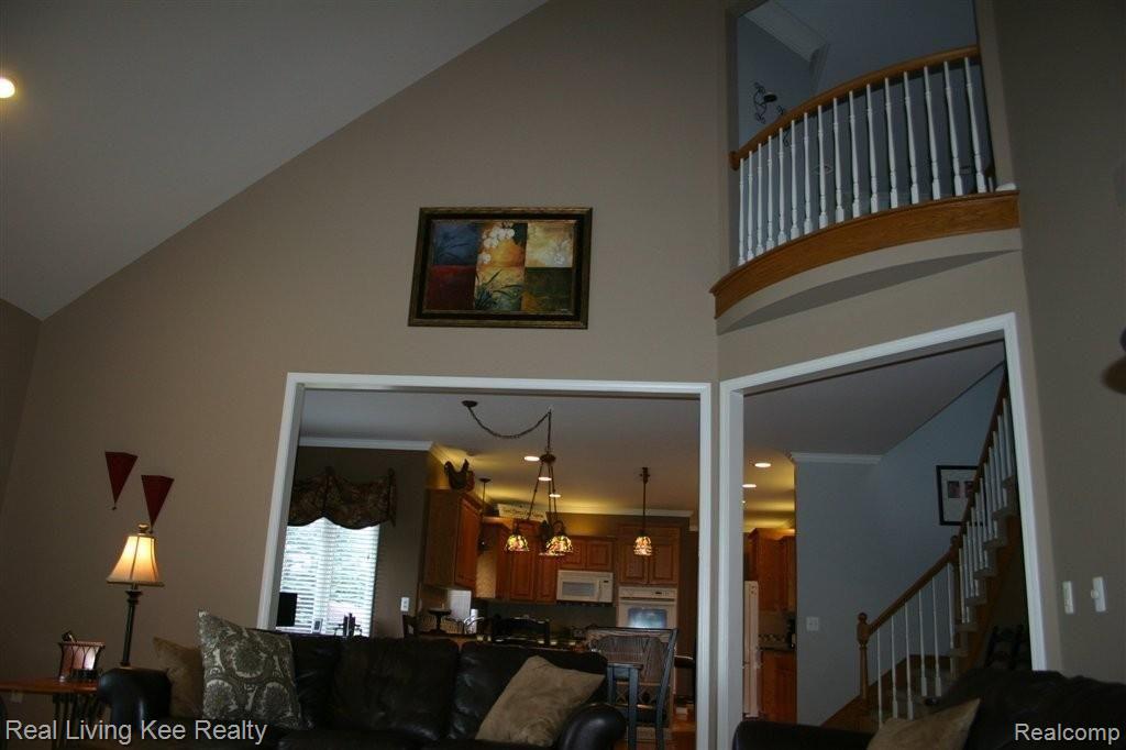 3969 Elk Drive Rochester, MI 48306 - Photo 15 of 52 Balcony overlooking great room.J
