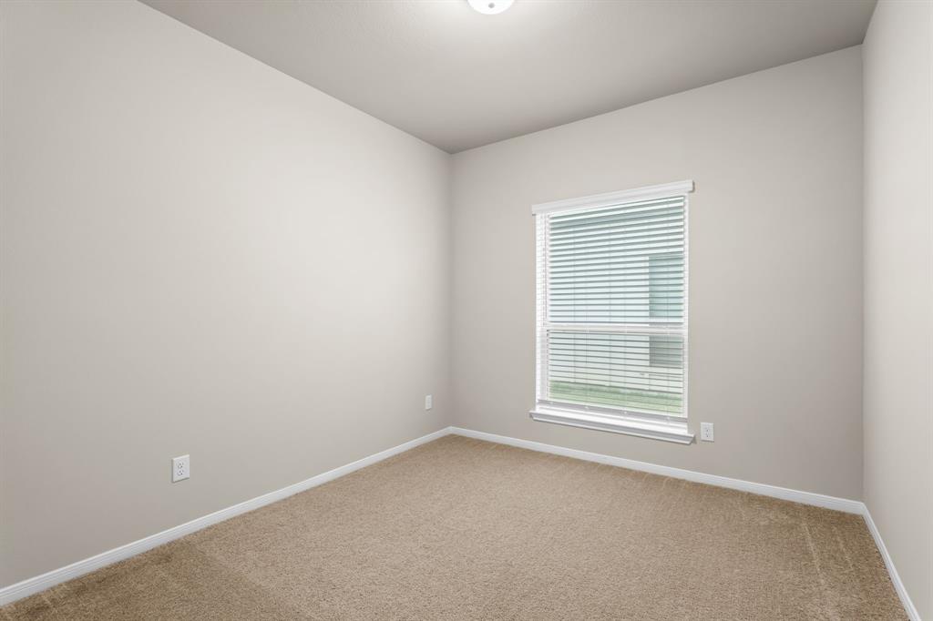 11233 Solar Street Lorena, TX 76655 - Photo 20 of 33 secondary bedroom