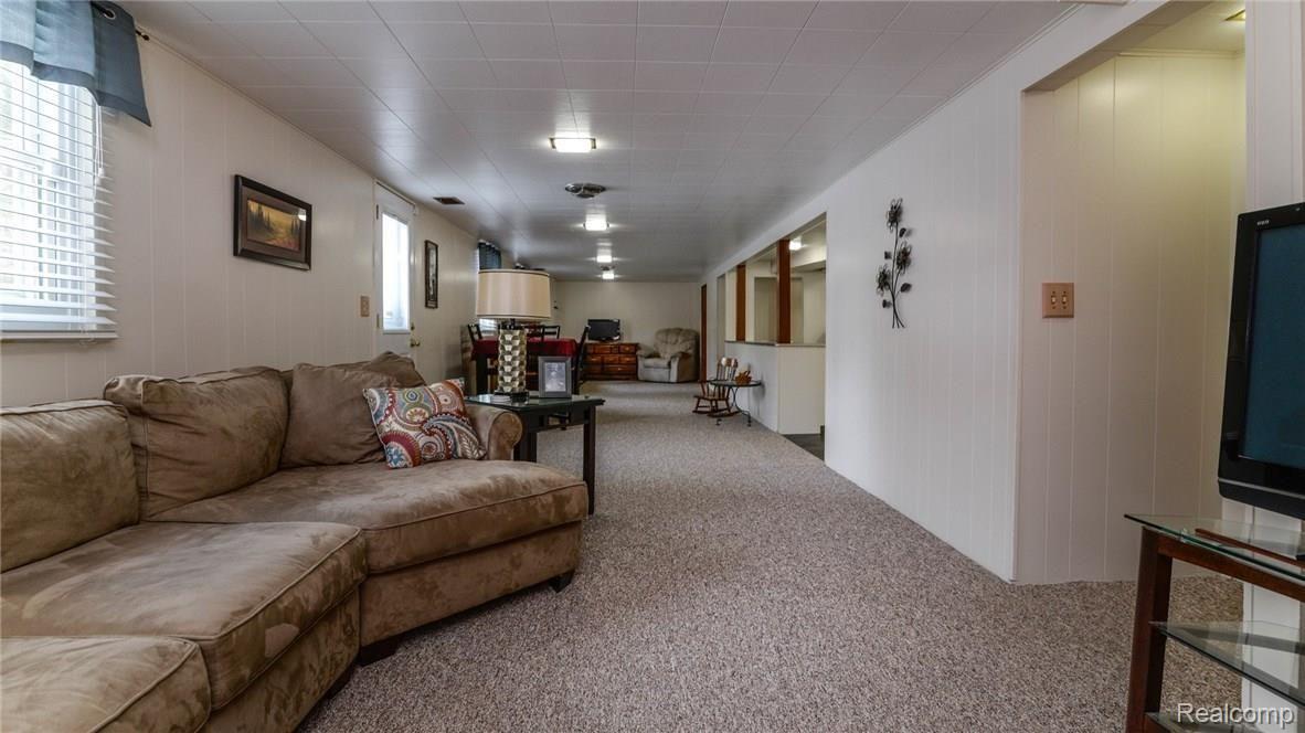 637 Devonshire Road Fowlerville, MI 48836 - Photo 12 of 16 Roomy lower level.