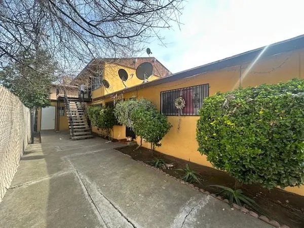 $594,500 | 2218 North Glenn Avenue, Fresno, CA 93704