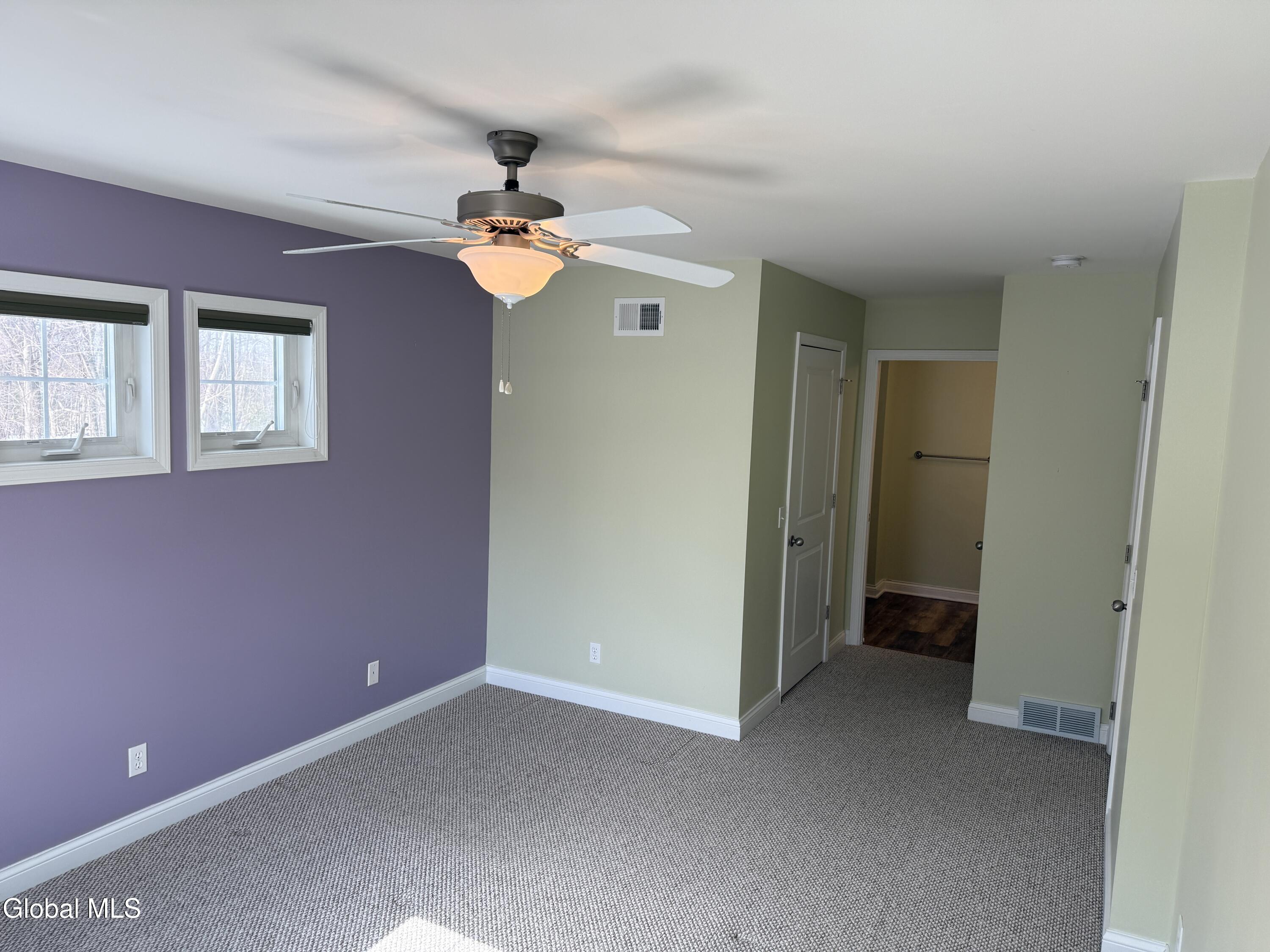 802 Royale Court North Greenbush, NY 12180 - Photo 20 of 30 IMG_5525