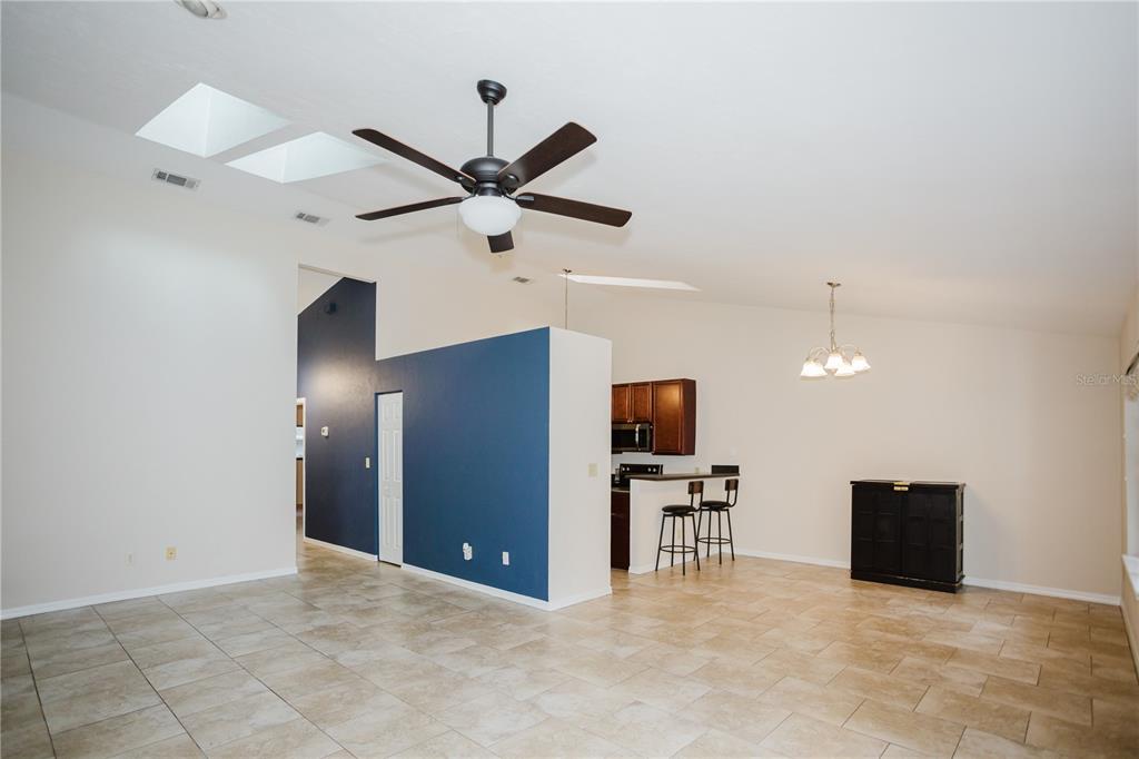3915 Northwest 7th Place Gainesville, FL 32607 - Photo 2 of 16 Gallery Image 2