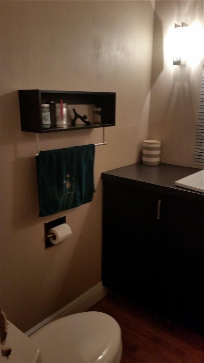 9711 North New River Canal Road, Unit 212 Plantation, FL 33324 - Photo 15 of 41 a bathroom with a toilet