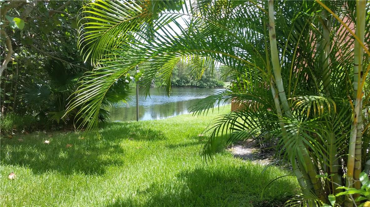 9711 North New River Canal Road, Unit 212 Plantation, FL 33324 - Photo 37 of 41 a view of a garden