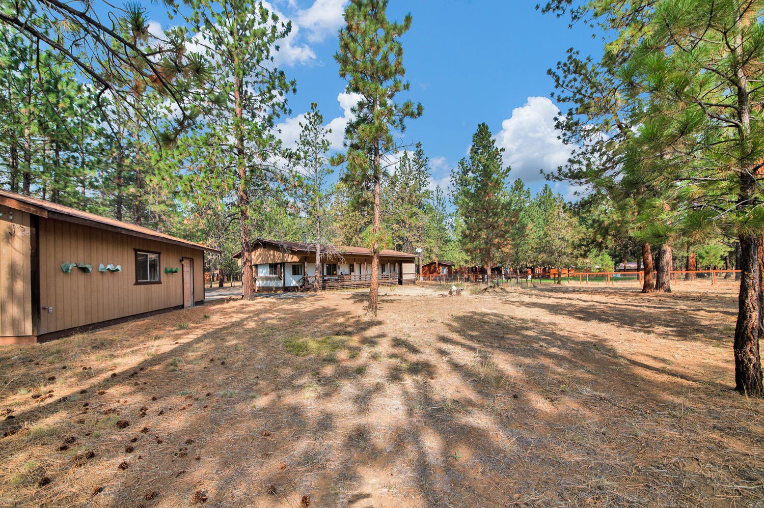 14779 Bluegrass Loop Sisters, OR 97759 - Photo 17 of 39 14479 Bluegrass Loop-23