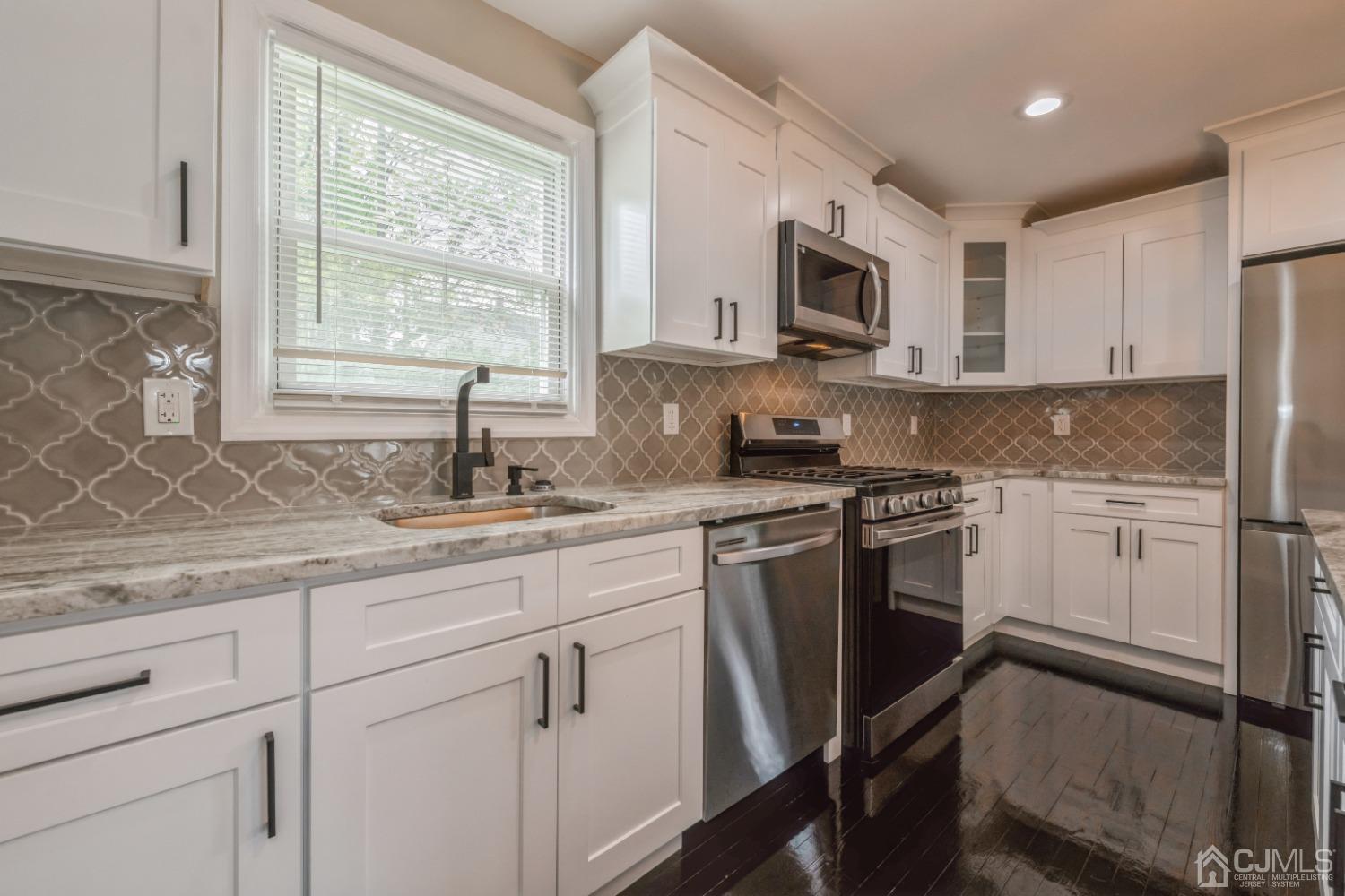 27 North Pennington Road New Brunswick, NJ 08901 - Photo 8 of 21 Gallery Image 8