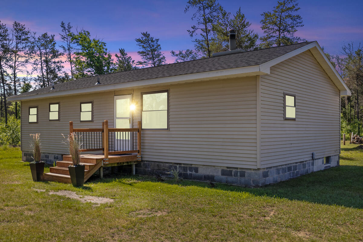 27 East 9 Mile Road Irons, MI 49644 - Photo 8 of 46 27-E-9-Mile_302