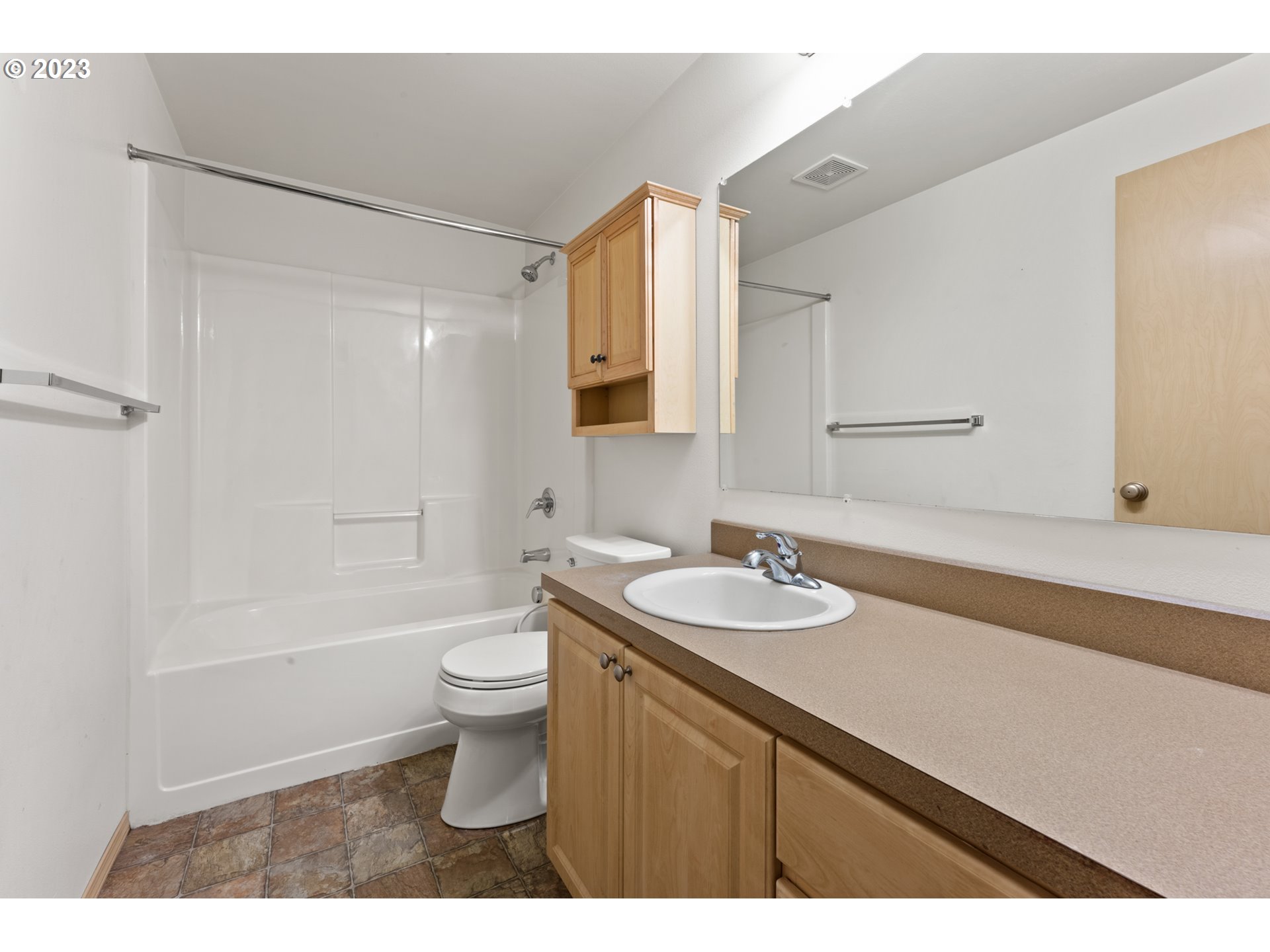 22045 East Pinewood Lane Rhododendron, OR 97049 - Photo 23 of 32
