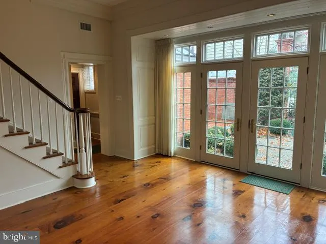 $3,250 | 29 North Broad Street, Doylestown, PA 18901