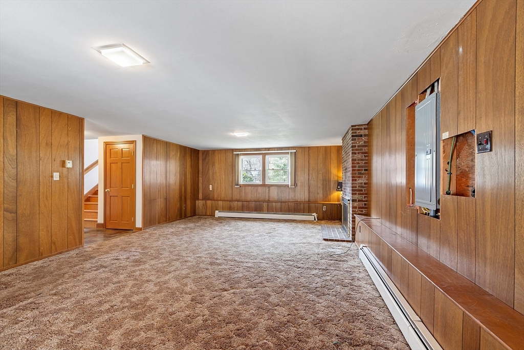 28 Mc Intosh Road Chelmsford, MA 01824 - Photo 26 of 38