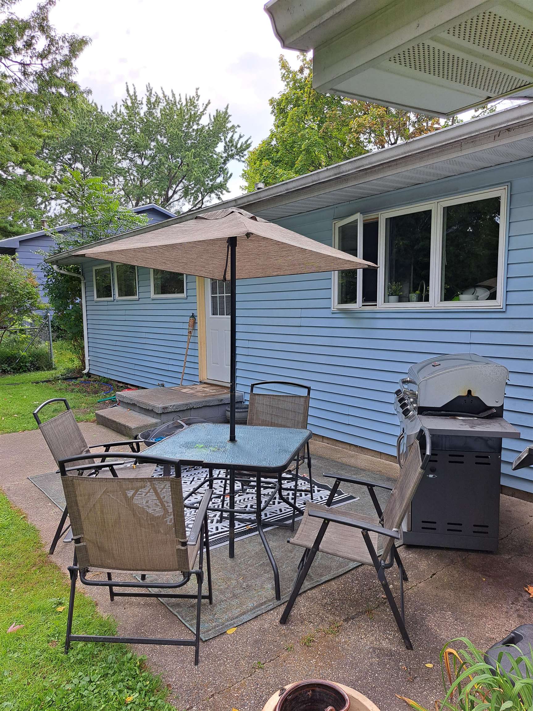 1711 South Stockman Road Mount Pleasant, MI 48858 - Photo 7 of 48 1916277-6.JPG