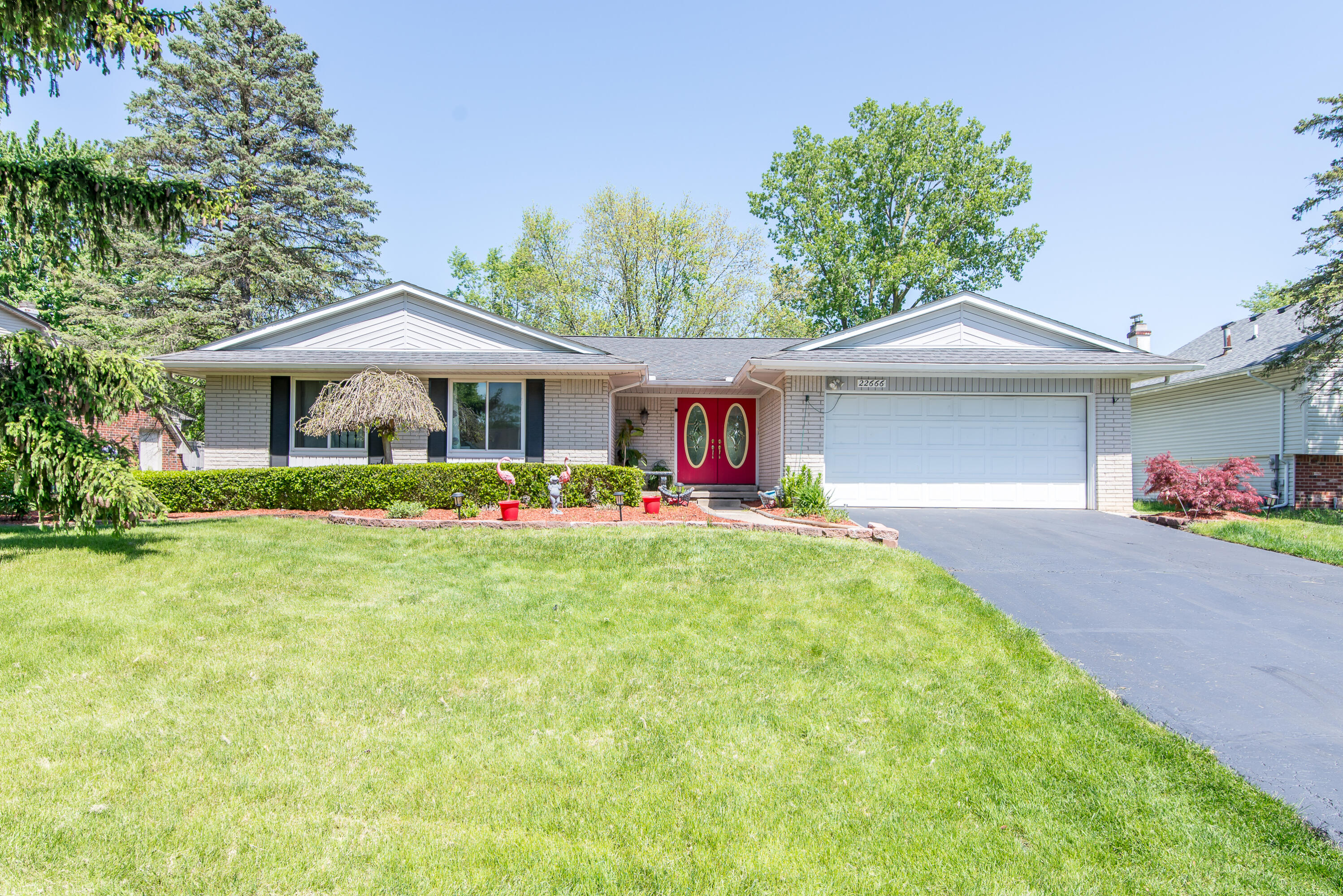 22666 Deerfield Road Novi, MI 48375 - Photo 1 of 31 lak_4782