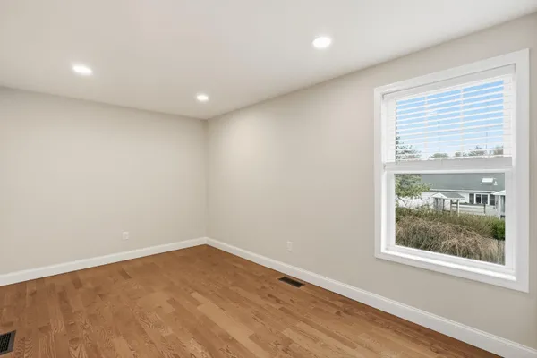 $3,800 | 24 Daytona Street, Nashua, NH 03064