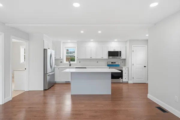 $3,800 | 24 Daytona Street, Nashua, NH 03064