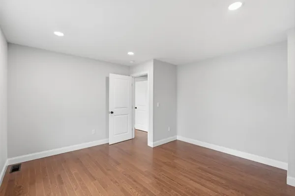 $3,800 | 24 Daytona Street, Nashua, NH 03064