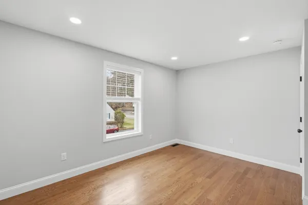 $3,800 | 24 Daytona Street, Nashua, NH 03064